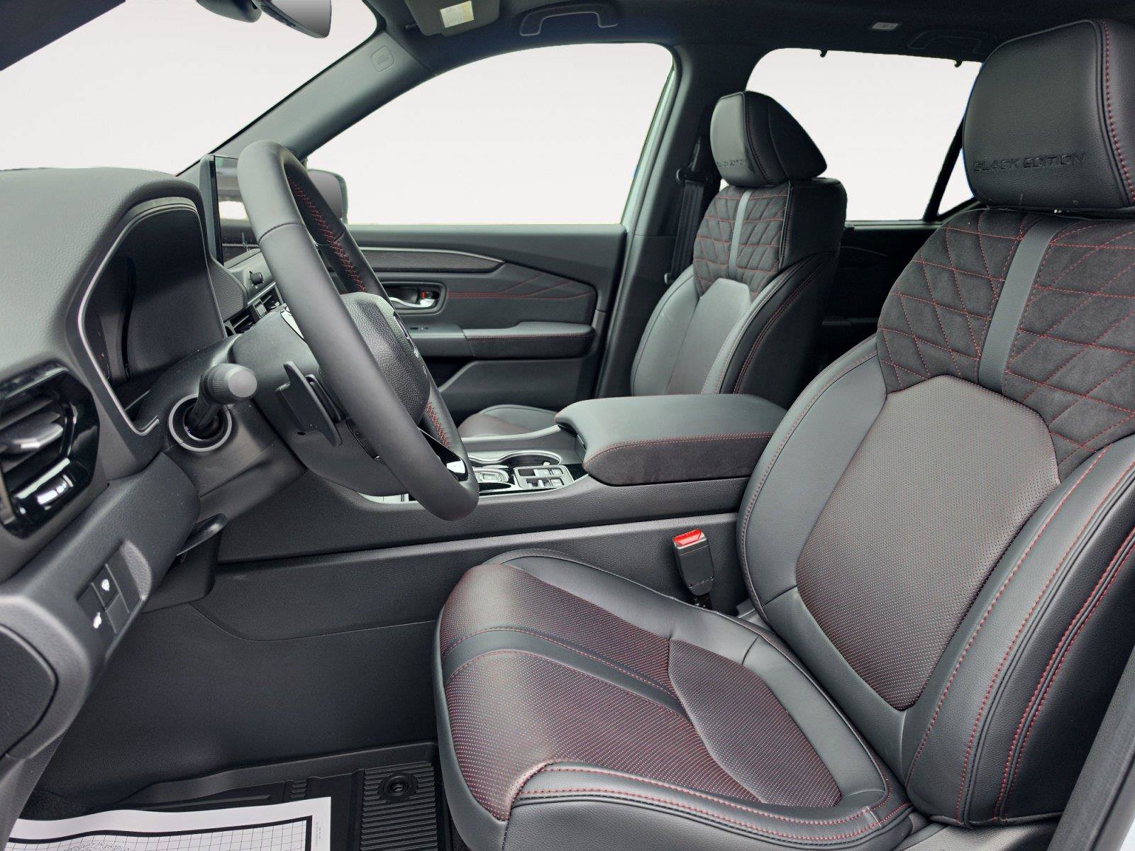 New 2026 Honda Pilot Black Edition image 12