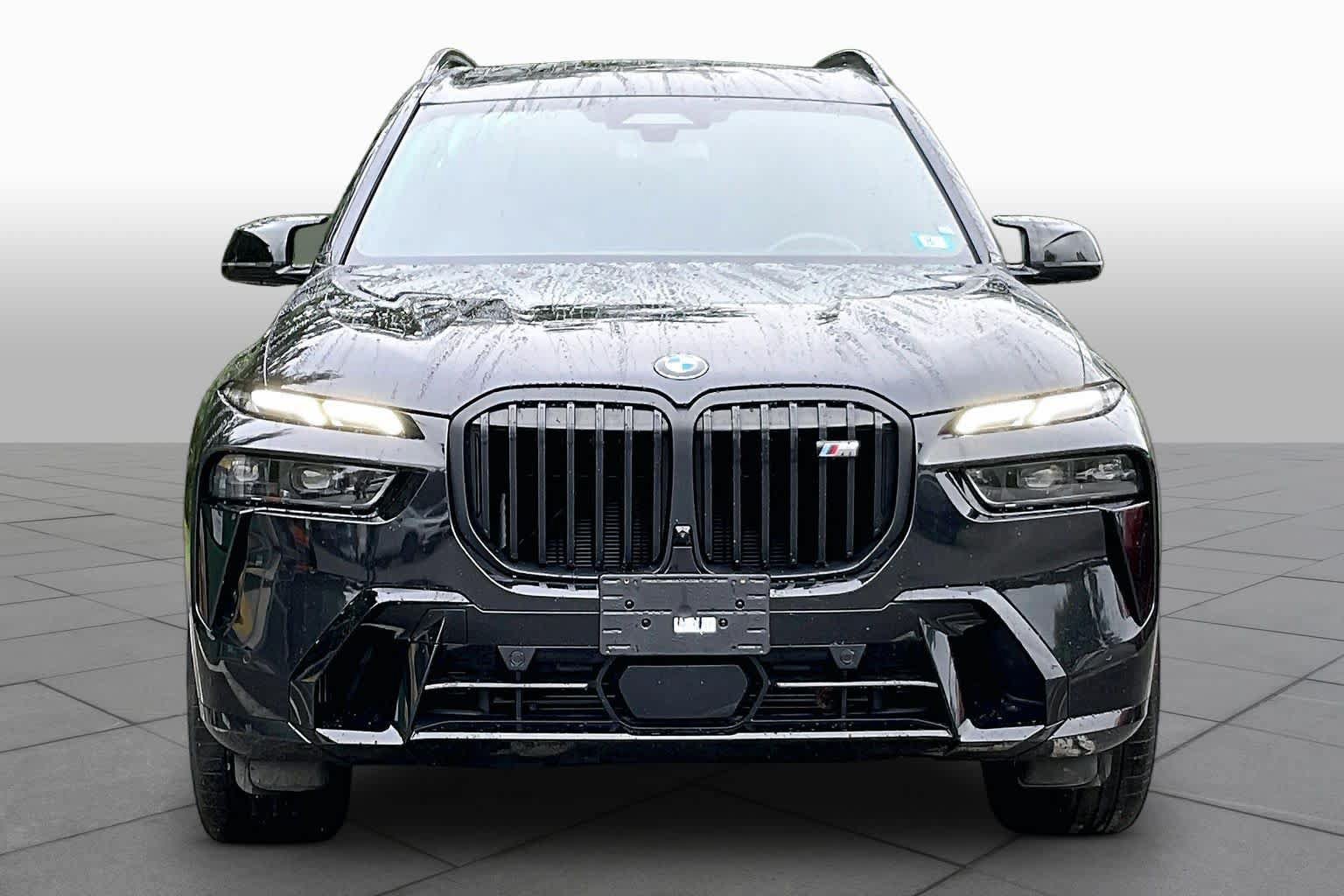 Used 2024 BMW X7 M60i w/ Executive Package AWD/4WD image 3