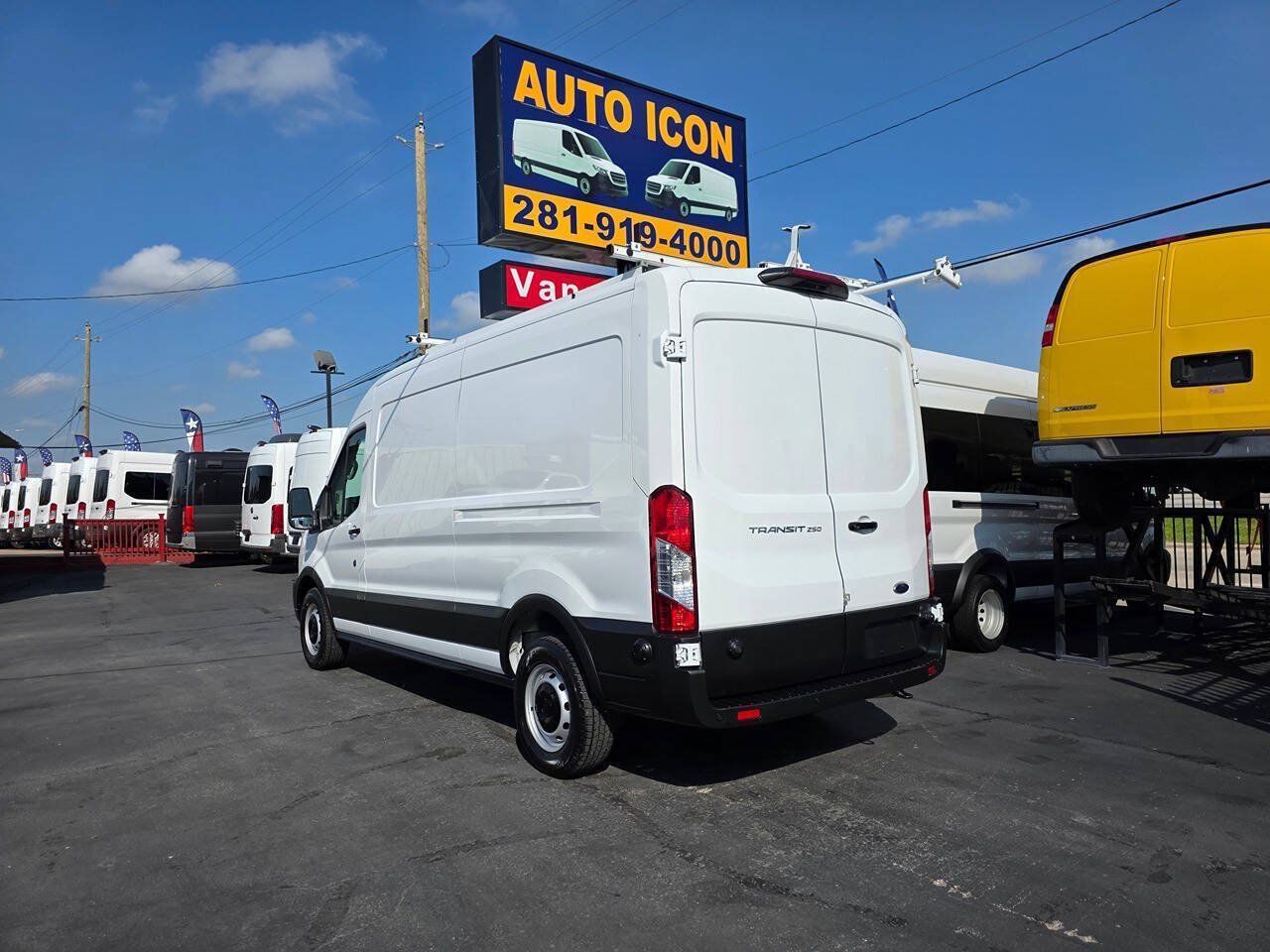 Used 2023 Ford Transit 250 Medium Roof w/ Load Area Protection Package RWD image 2