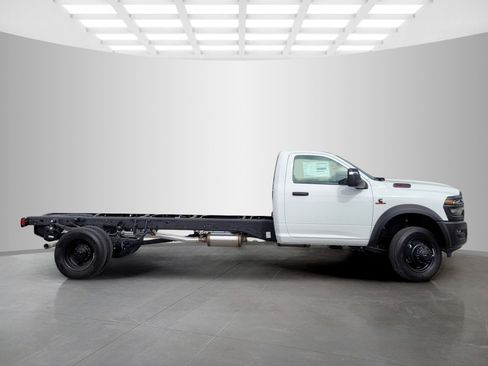 New 2026 RAM 5500 Tradesman image 3