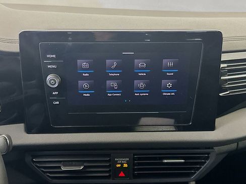 Used 2025 Volkswagen Jetta S image 12