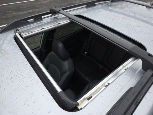 Used 2025 Subaru Forester Limited w/ Popular Package #2 image 3