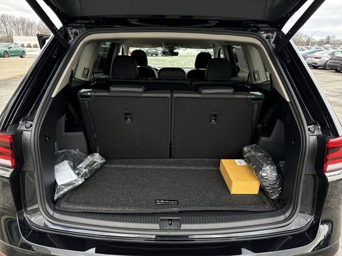 New 2026 Volkswagen Atlas SE image 26
