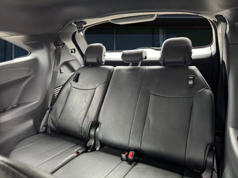 Used 2024 Toyota Sienna XSE w/ XSE Premium Package image 17