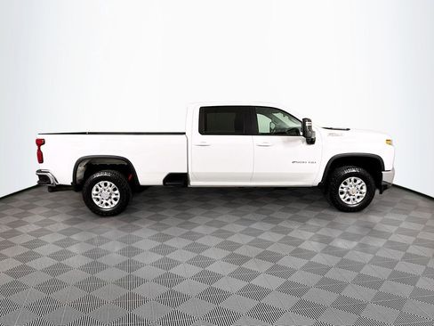 Used 2023 Chevrolet Silverado 2500 LT AWD/4WD image 8