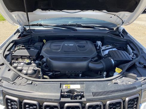Used 2018 Jeep Grand Cherokee High Altitude AWD/4WD image 38