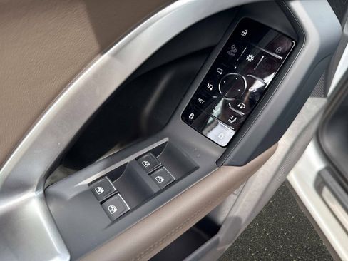 New 2025 Audi Q5 Prestige image 18