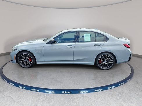 Used 2023 BMW 330e xDrive w/ M Sport Package AWD/4WD image 9