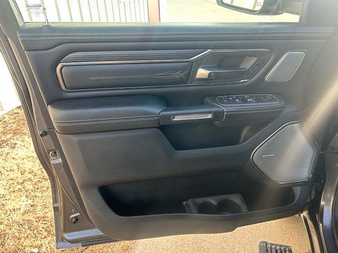 Used 2019 RAM 1500 Limited image 9