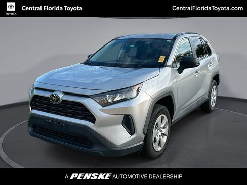Used 2021 Toyota RAV4 LE FWD image 1
