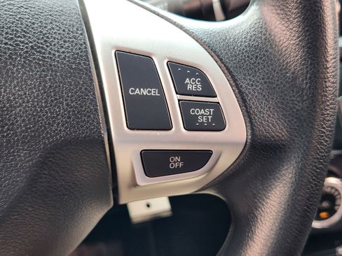 Used 2017 Mitsubishi Lancer ES FWD image 21