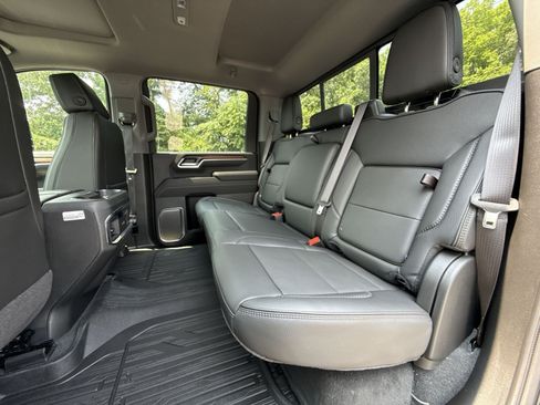 New 2026 GMC Sierra 2500 Denali w/ Denali Reserve Package AWD/4WD image 25