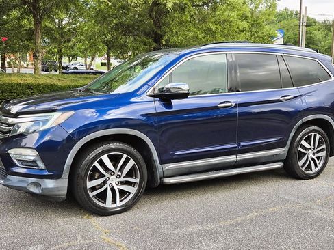 Used 2016 Honda Pilot Touring image 13