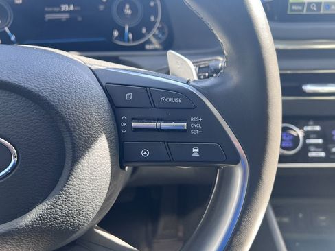 Used 2022 Hyundai Sonata Limited FWD image 25