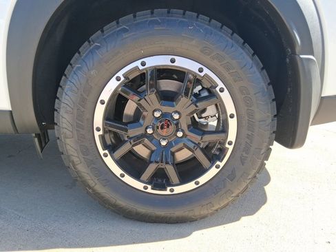 New 2026 Nissan Pathfinder Rock Creek w/ Rock Creek Premium Package AWD/4WD image 39