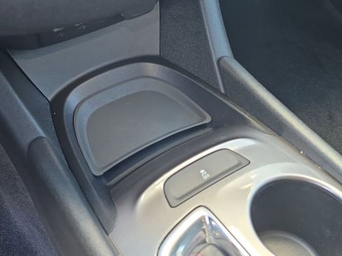 Used 2022 Chevrolet Malibu RS image 29