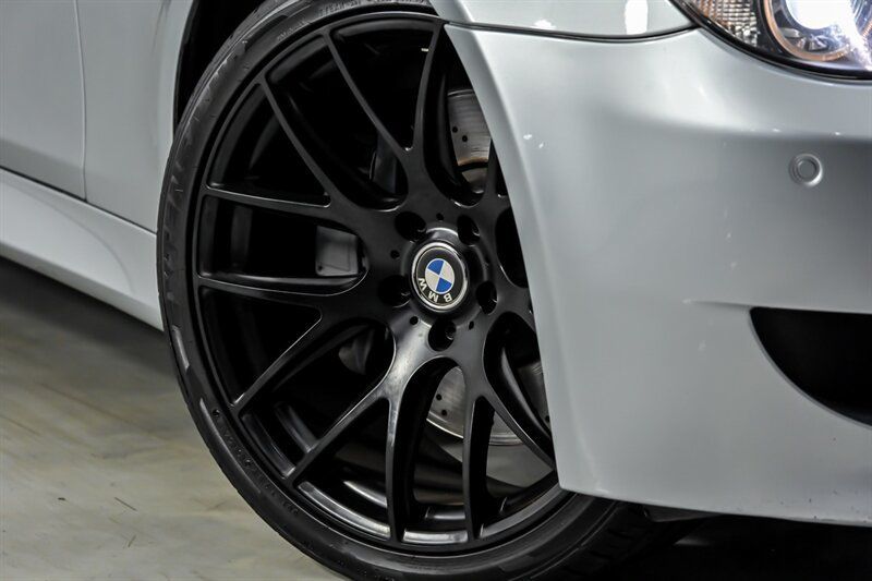 Used 2006 BMW M5 RWD image 4