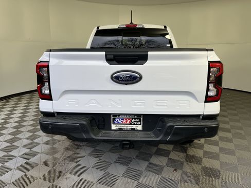 Used 2024 Ford Ranger Lariat w/ FX4 Off-Road Package image 4