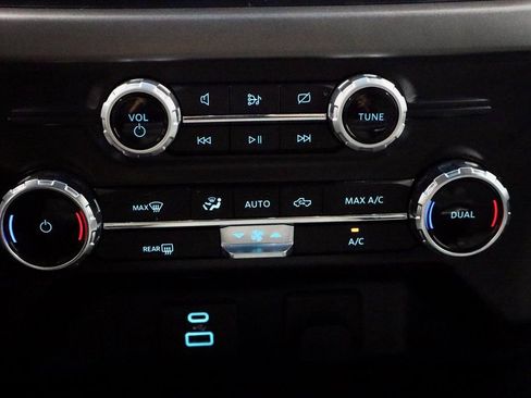 Certified 2024 Ford F150 XLT image 32