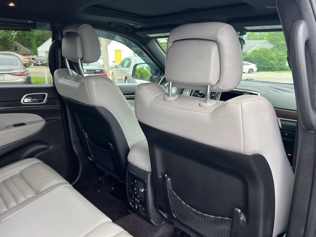 Used 2018 Jeep Grand Cherokee Limited AWD/4WD image 20