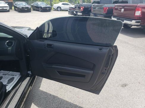 Used 2014 Ford Mustang Coupe image 8