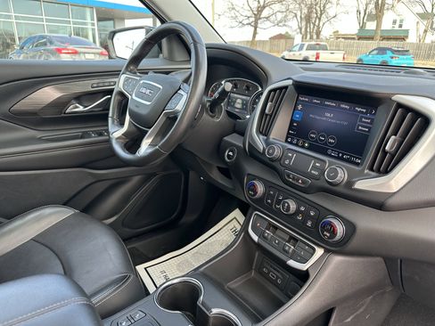 Certified 2022 GMC Terrain SLT w/ Elevation Edition image 39