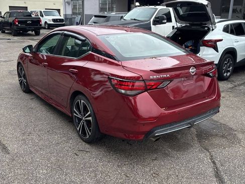 Used 2021 Nissan Sentra SR FWD image 4