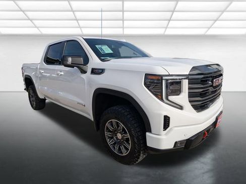 Certified 2025 GMC Sierra 1500 AT4 image 1