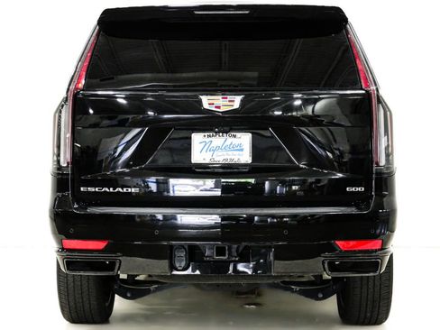 Used 2023 Cadillac Escalade Sport AWD/4WD image 7