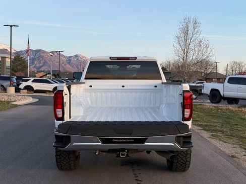 Used 2024 GMC Sierra 3500 SLE image 11