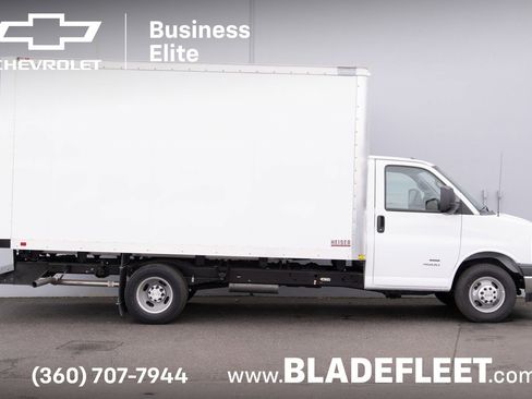 New 2024 Chevrolet Express 4500 w/ Power Convenience Package RWD image 5