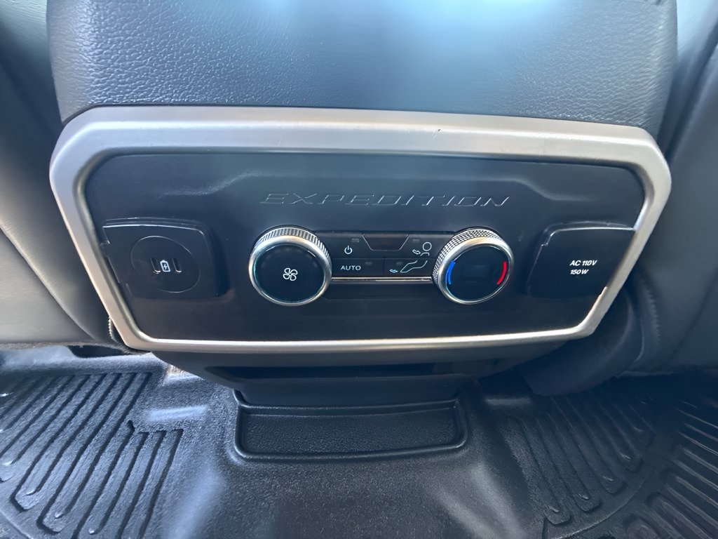 Used 2024 Ford Expedition Max XLT AWD/4WD image 11