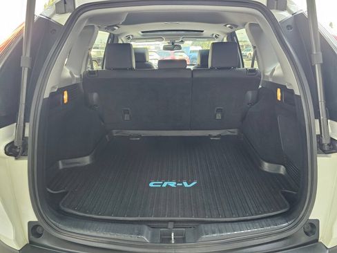 Used 2022 Honda CR-V Touring image 15