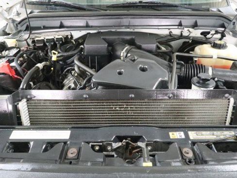 Used 2011 Ford F250 XL AWD/4WD image 17
