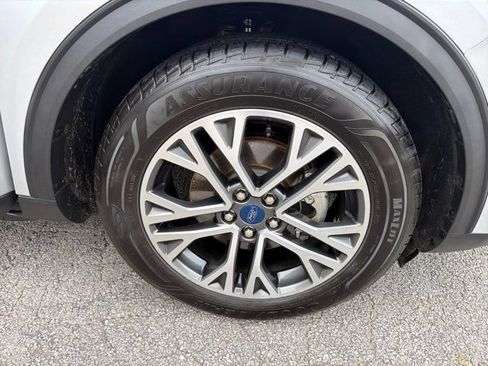 Used 2020 Ford Escape SEL FWD image 32