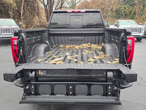 New 2026 GMC Sierra 2500 Denali w/ Denali Reserve Package image 8