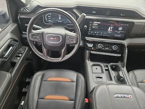 Used 2025 GMC Sierra 2500 AT4 AWD/4WD image 27