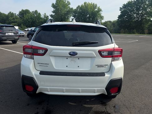 Used 2023 Subaru Crosstrek 2.0i Premium AWD/4WD image 5