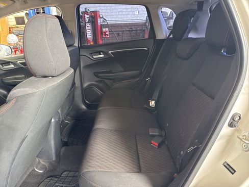 Used 2018 Honda Fit Sport image 12
