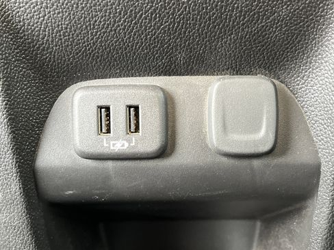 Used 2019 Chevrolet Colorado ZR2 image 20