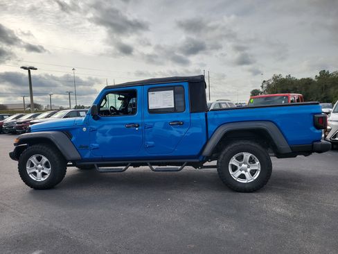 Used 2021 Jeep Gladiator Sport w/ Trailer Tow Package image 8