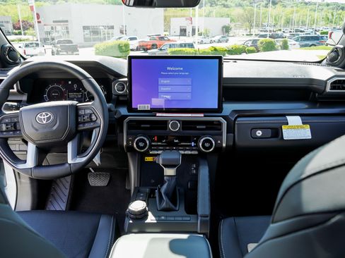 New 2026 Toyota 4Runner Limited AWD/4WD image 32