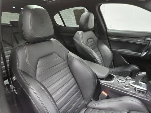 Used 2022 Alfa Romeo Stelvio Quadrifoglio w/ Active Assist Plus Package image 57