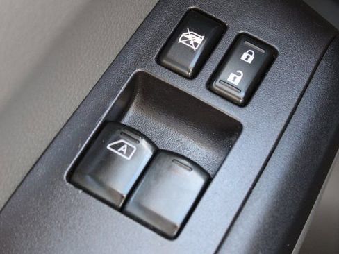 Used 2016 Nissan NV 3500 SL RWD image 34