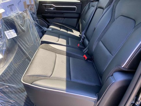 New 2026 RAM 1500 Laramie AWD/4WD image 8
