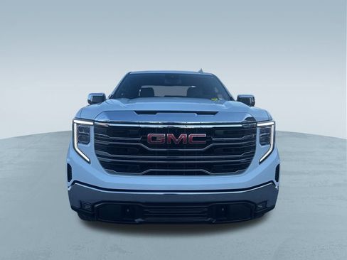 Used 2023 GMC Sierra 1500 SLT w/ SLT Premium Package image 10