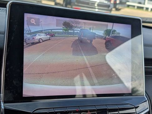 Used 2025 Jeep Compass Latitude w/ Altitude Special Edition image 14