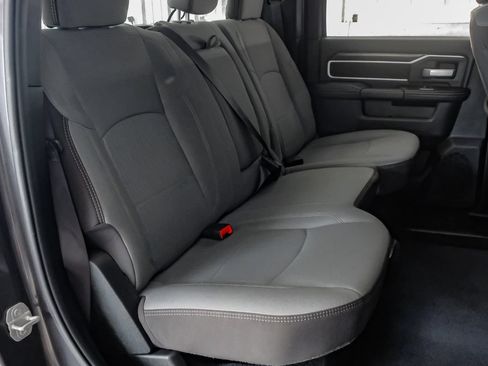 Used 2024 RAM 2500 Big Horn AWD/4WD image 34