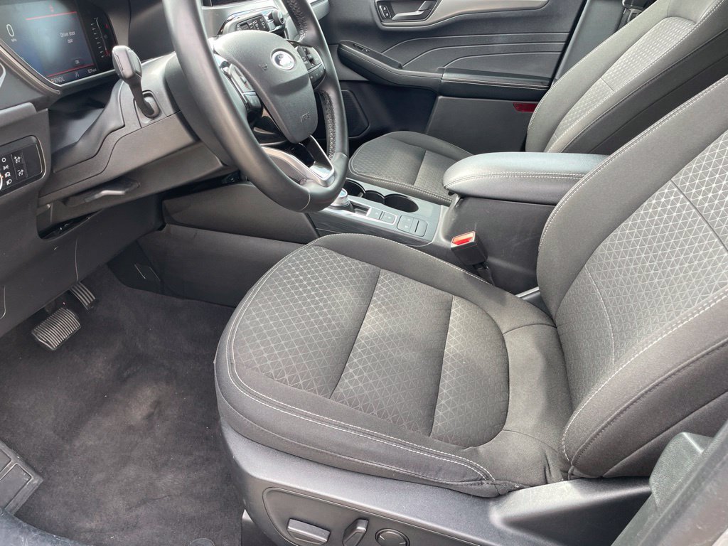 Used 2024 Ford Escape Active AWD/4WD image 9