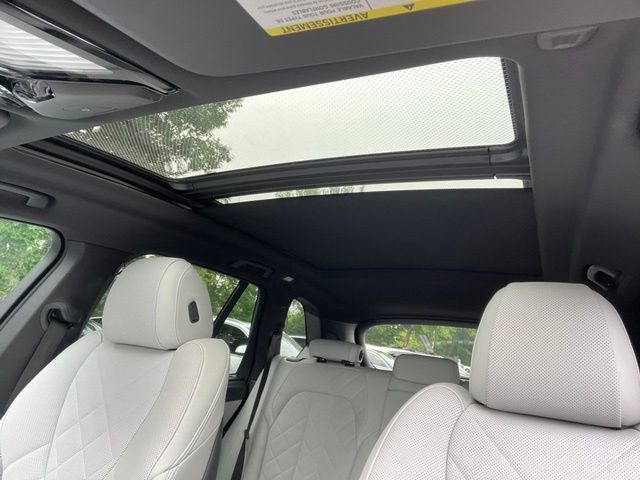 Certified 2024 BMW X5 xDrive50e w/ Executive Package AWD/4WD image 24